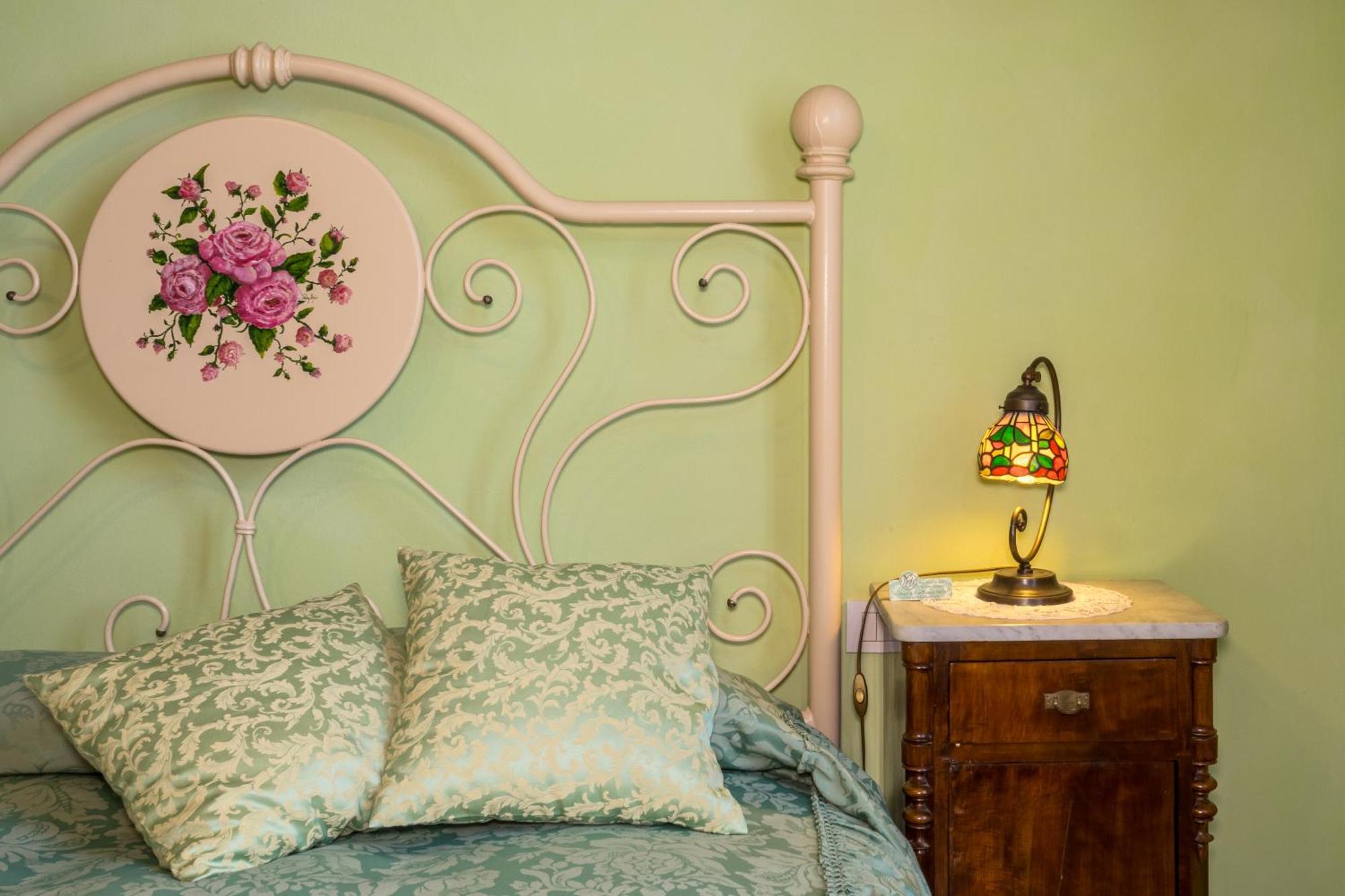 Marta Guest House ルッカ 部屋 写真